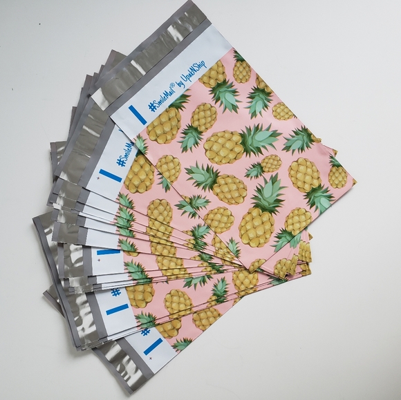 Fun Pineapple Polymailers from UpakNShip 6x9 - Picture 2 of 2